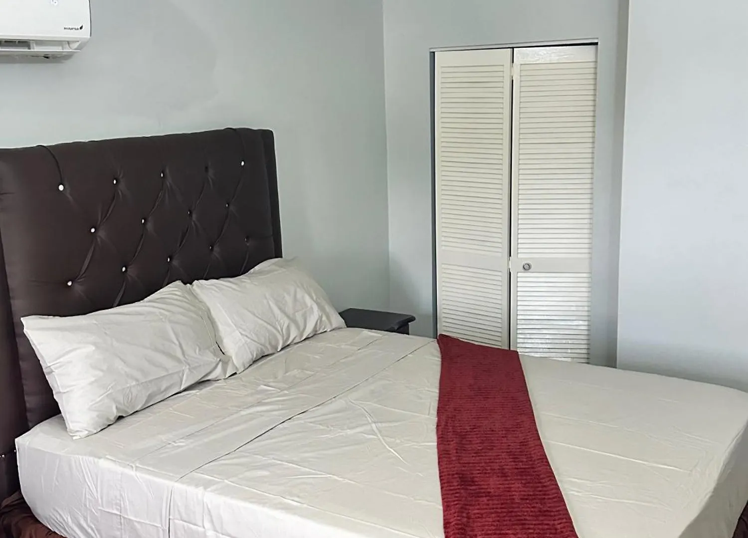 Lovely 2-Bed Apartment In The New Kingston Area Beverly Hills Giamaica